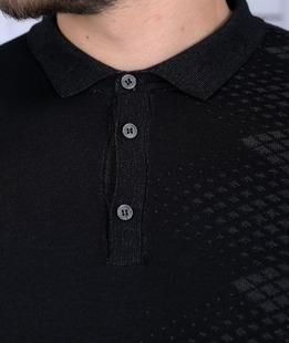 Κομψό πουλόβερ με γιακά σε μαύρο χρώμα