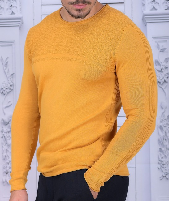 Βαμβακερό πουλόβερ σε μουσταρδί χρώμα με σχέδιο 