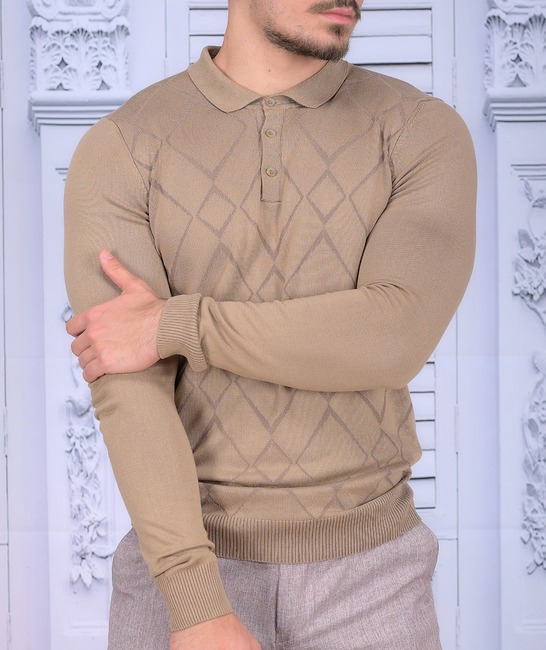 Μπεζ ανδρικό πουλόβερ με γιακά σε ρομβοειδές 
