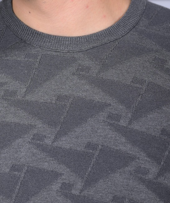 Γκρι κομψό ανδρικό πουλόβερ με τρίγωνα 