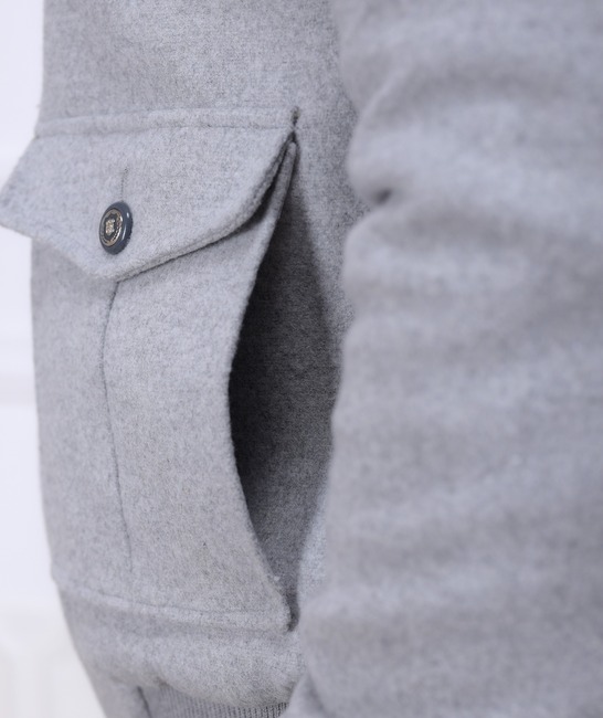 Ανδρικό μπουφάν γκρι κασμίρ με δύο μπροστινές τσέπες 