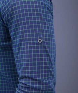 Κομψό ανδρικό καρό πουκάμισο σε μπλε χρώμα