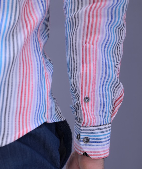 Κομψό ανδρικό πουκάμισο με πολύχρωμη ρίγα