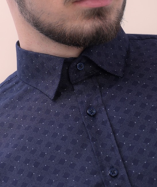 Ανδρικό επίσημο πουκάμισο πουά σε μπλε χρώμα