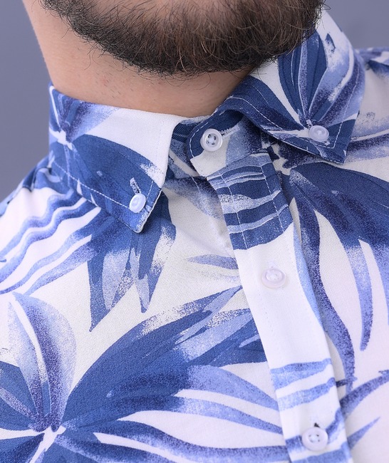 Ανδρικό κοντομάνικο πουκάμισο βισκόζης με μπλε λουλούδια