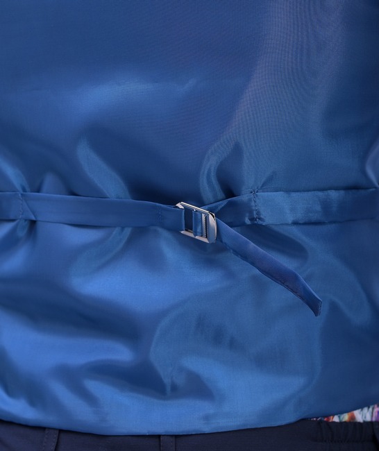 Κομψό ανδρικό γιλέκο σε μπλε χρώμα με μεγάλο πέτο