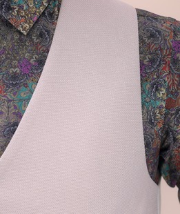 Κλασικό μπεζ ανδρικό γιλέκο με διπλι σειρά κουμπιά 