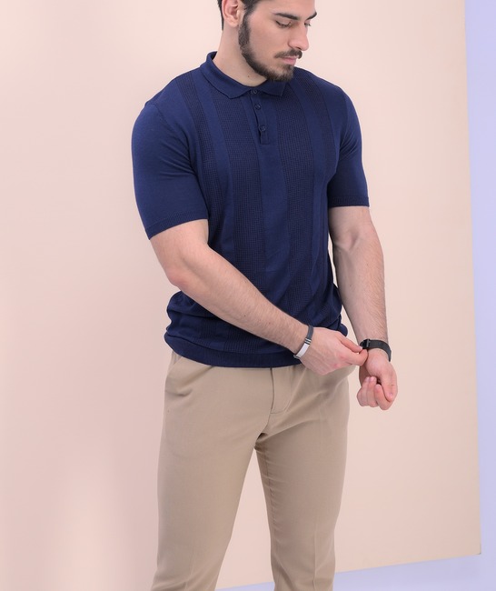 Ανδρικό βαμβακερό πλεκτό μπλουζάκι με γιακά σε σκούρο μπλε