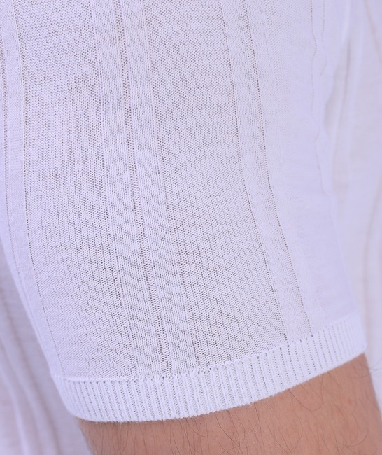Ανδρικό κοντομάνικο μπλουζάκι πόλο με γιακά σε λευκό