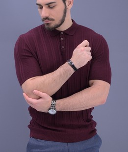  Κοντομάνικο μπλουζάκι από ανάγλυφο ύφασμα σε χρώμα μπορντό 