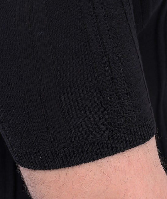 ανδρικό βαμβακερό  μπλουζάκι με γιακά σε μαύρο χρώμα