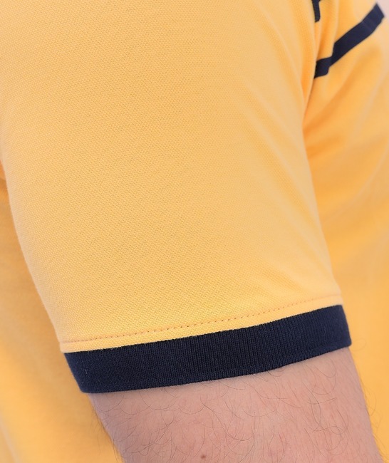 Ανδρικό μπλουζάκι πόλο με γιακά σε κίτρινο χρώμα