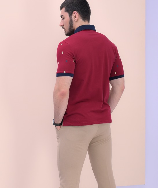 Ανδρικό κοντομάνικο μπλουζάκι σε μπορντό 