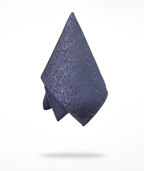 Ανδρική στενή γραβάτα με στοιχεία paisley, σκούρο μπλε χρώμα