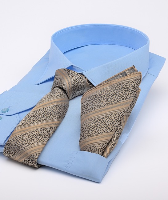Ανδρική χρυσή γραβάτα σε μπλε μωσαϊκό