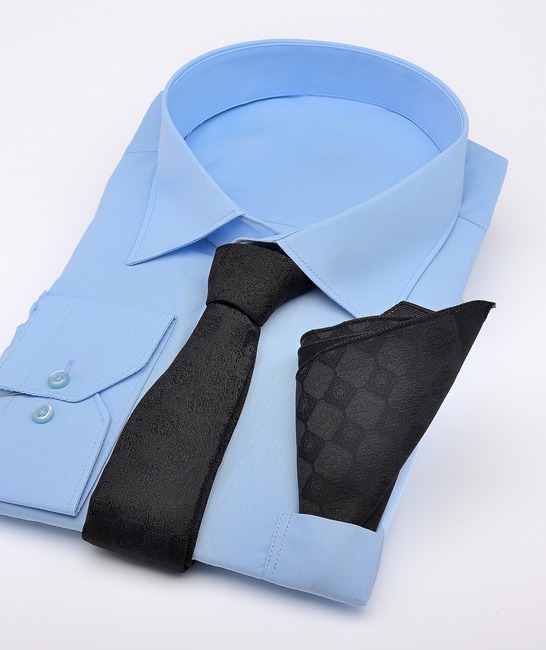 Πολυτελής μαύρη γραβάτα με μαντηλάκι ριγέ σχεδιασμό