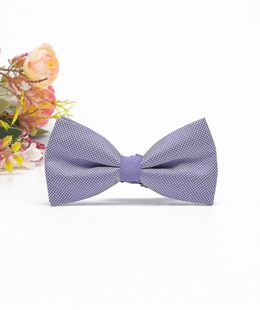 Ανδρικό παπιγιόν ανοιχτό μωβ ανάγλυφο ύφασμα