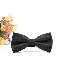 Κομψό ανδρικό παπιγιόν σε μαύρο χρώμα