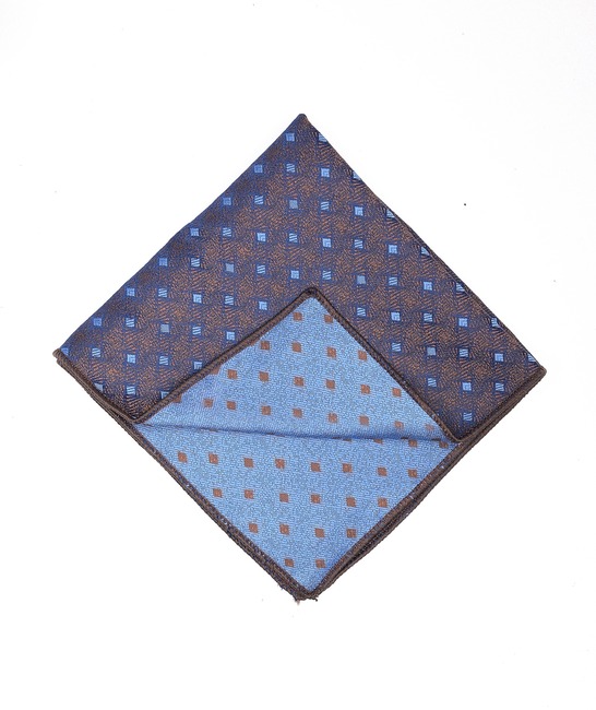 Κομψό σετ τριών τεμαχίων σε μπλε τετράγωνα
