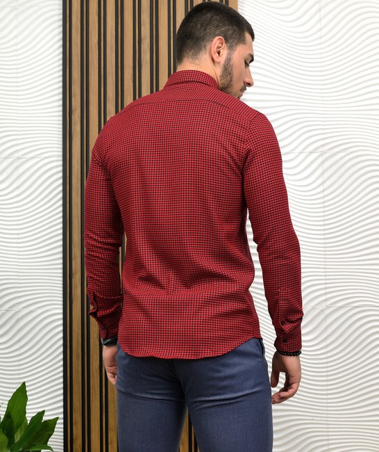 Κομψό καρό πουκάμισο σε κόκκινο χρώμα χοντρό ύφασμα
