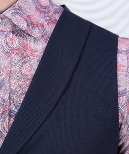 Ανδρικό γιλέκο εφαρμοστή σιλουέτα με ανάγλυφο ύφασμα μπλε χρώμα 