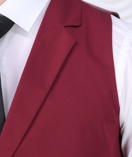 Ανδρικό γιλέκο casual με λεία δομή σε κερασί χρώμα