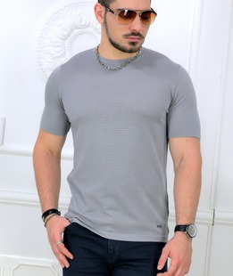 Εντυπωσιακό ανδρικό μπλουζάκι σε γκρι χρώμα με τρύπες