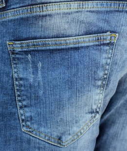 Εκλεπτυσμένο ανδρικό μπλε τζιν