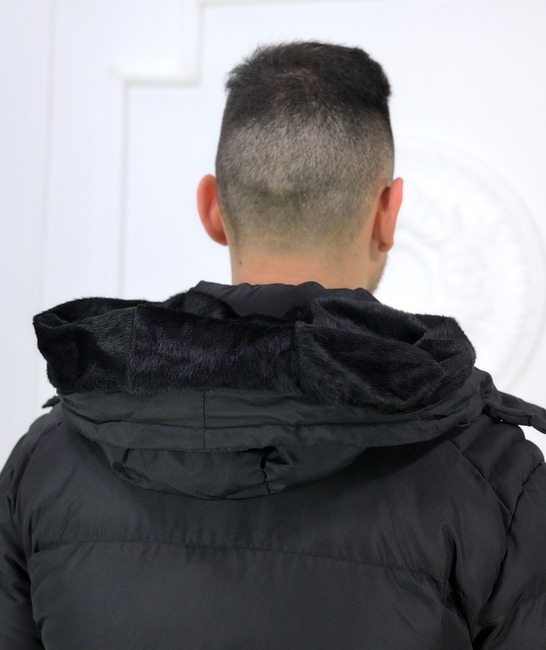 Μακρύ ανδρικό puffer jacket με αποσπώμενη κουκούλα